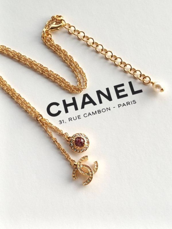 CHANEL 23 金色粉鑽小CC LOGO 項鍊 buywithada,france,全球代購,歐洲,exquisite,quality goods,posh,fancy,luxurious