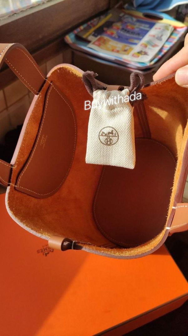 台灣現貨 HERMES INTHE LOOP 18 豬鼻菜籃子 金棕金釦 buywithada,france,全球代購,歐洲,exquisite,quality goods,posh,fancy,luxurious