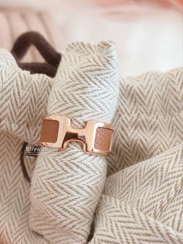 HERMES Olympe 爆款H 戒指 金棕玫瑰金 XS buywithada,france,全球代購,歐洲,exquisite,quality goods,posh,fancy,luxurious