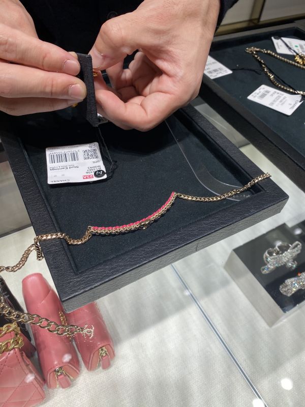 CHANEL 23B 皮穿鏈桃紅頸鏈 buywithada,france,全球代購,歐洲,exquisite,quality goods,posh,fancy,luxurious