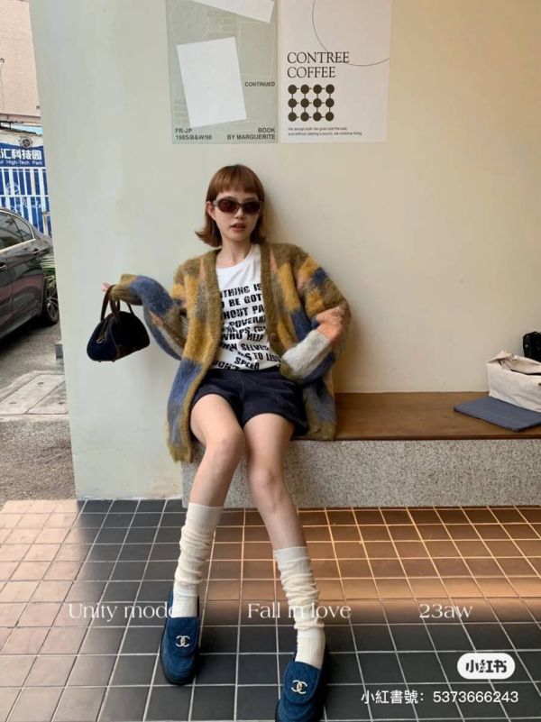 CHANEL 24S 深丹寧牛仔翻蓋樂福鞋 SIZE 38.5 buywithada,france,全球代購,歐洲,exquisite,quality goods,posh,fancy,luxurious