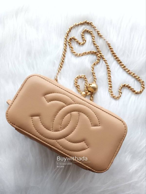 台灣現貨 CHANEL 限量奶茶金球長盒 內有鏡子款 底部CC LOGO buywithada,france,全球代購,歐洲,exquisite,quality goods,posh,fancy,luxurious