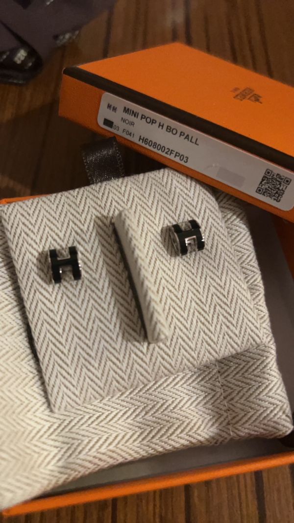 HERMES POP H MINI 黑銀 耳環 buywithada,france,全球代購,歐洲,exquisite,quality goods,posh,fancy,luxurious