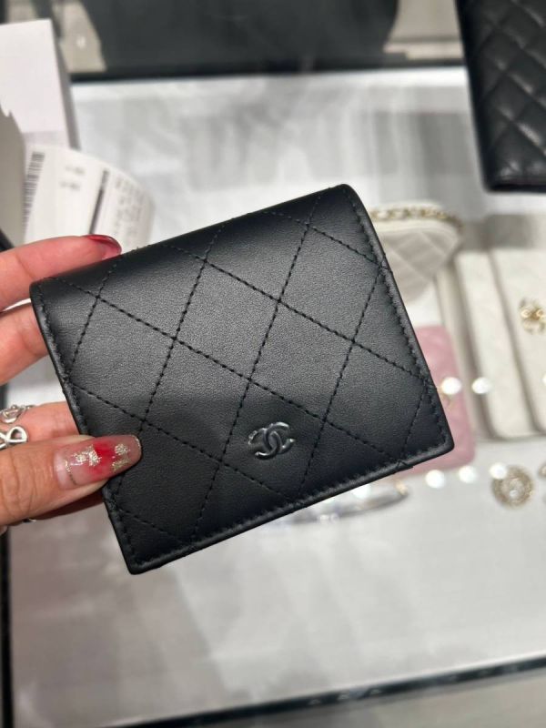 CHANEL so black  對折短夾 buywithada,france,全球代購,歐洲,exquisite,quality goods,posh,fancy,luxurious