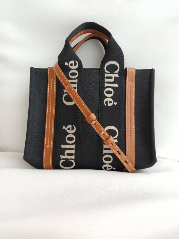 CHLOE SMALL WOODY TOTE BAG 黑色拚米色字 buywithada,france,全球代購,歐洲,exquisite,quality goods,posh,fancy,luxurious