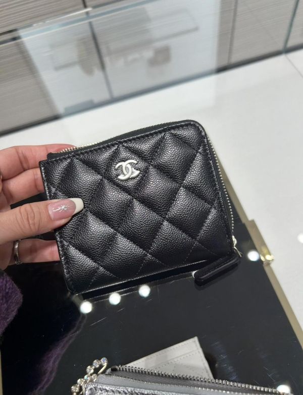 Chanel 爆款L型短夾錢包 現貨 代購,精品,ADA商店,網路商城,預約面交,buywithada,france,全球代購,歐洲,hermes,CHANEL,celine,lv,balenciaga,香奈兒,愛馬仕,路易威登,巴黎世家,VCA,CHROME HEARTS,克羅心,梵克雅寶,勾雅,高雅德,GOYARD