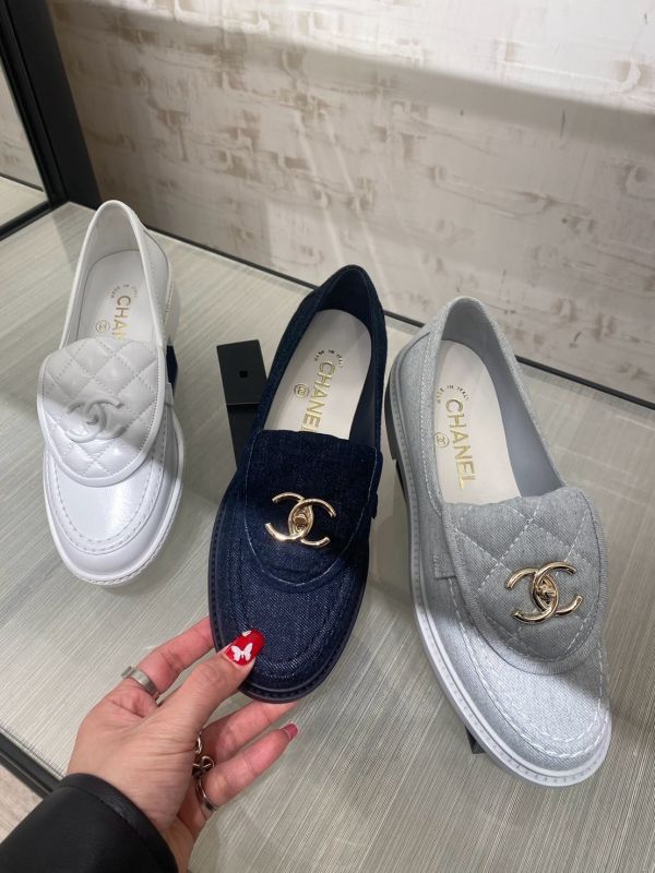 CHANEL 24S 深丹寧牛仔翻蓋樂福鞋 SIZE 38.5 buywithada,france,全球代購,歐洲,exquisite,quality goods,posh,fancy,luxurious