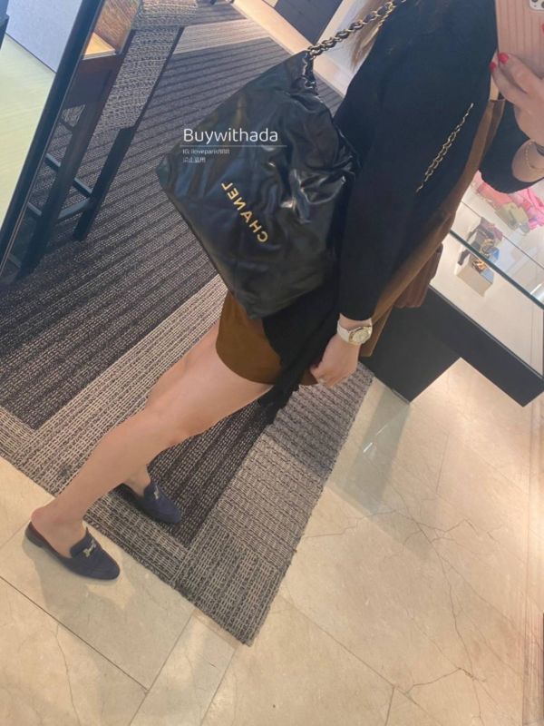 2025 新腰購証 全新全配CHANEL 22 BAG 黑金小號 台灣現貨 buywithada,france,全球代購,歐洲,exquisite,quality goods,posh,fancy,luxurious