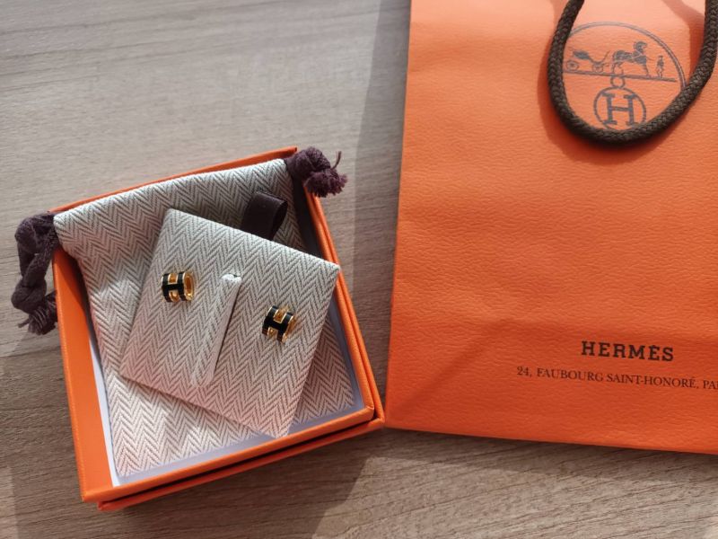 HERMES POP H MINI 黑金 耳環 buywithada,france,全球代購,歐洲,exquisite,quality goods,posh,fancy,luxurious
