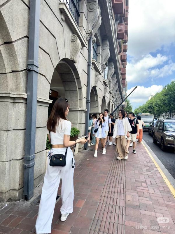 Hermès mini lindy 黑色金釦 二代短背帶 TC皮 現貨 buywithada,france,全球代購,歐洲,exquisite,quality goods,posh,fancy,luxurious