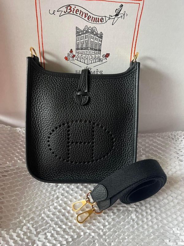 Hermes mini Evelyne 黑金 短背帶/ 長背帶 buywithada,france,全球代購,歐洲,exquisite,quality goods,posh,fancy,luxurious