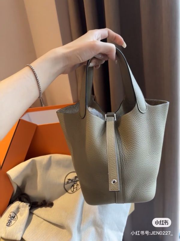 HERMES PICOTIN 22 8Q馬爾法米色 銀釦 buywithada,france,全球代購,歐洲,exquisite,quality goods,posh,fancy,luxurious