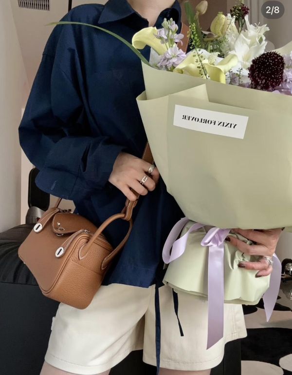 Hermès Mini Lindy金棕銀釦 甜甜ㄧ顆  G stamp 代購,精品,ADA商店,網路商城,預約面交,buywithada,france,全球代購,歐洲,hermes,CHANEL,celine,lv,balenciaga,香奈兒,愛馬仕,路易威登,巴黎世家,VCA,CHROME HEARTS,克羅心,梵克雅寶,勾雅,高雅德,GOYARD