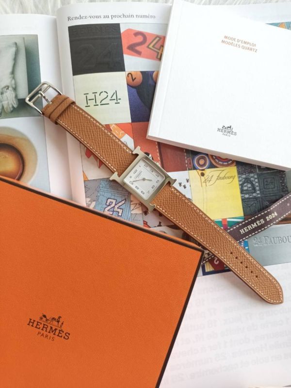 台灣現貨 HERMES HEURE H 金棕銀 30mm 中號 buywithada,france,全球代購,歐洲,exquisite,quality goods,posh,fancy,luxurious,hermes,watch