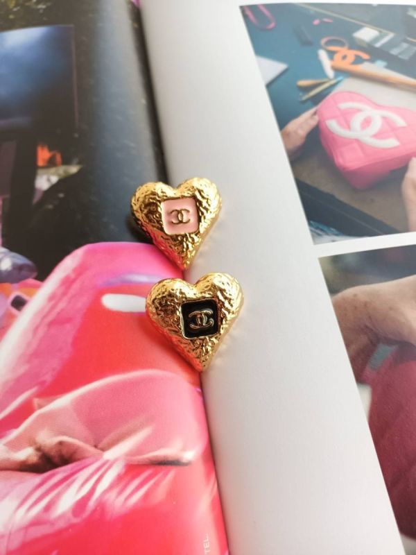 台灣現貨 CHANEL 23K 粉色金沙愛心耳針 大 2.5*2.8cm buywithada,france,全球代購,歐洲,exquisite,quality goods,posh,fancy,luxurious