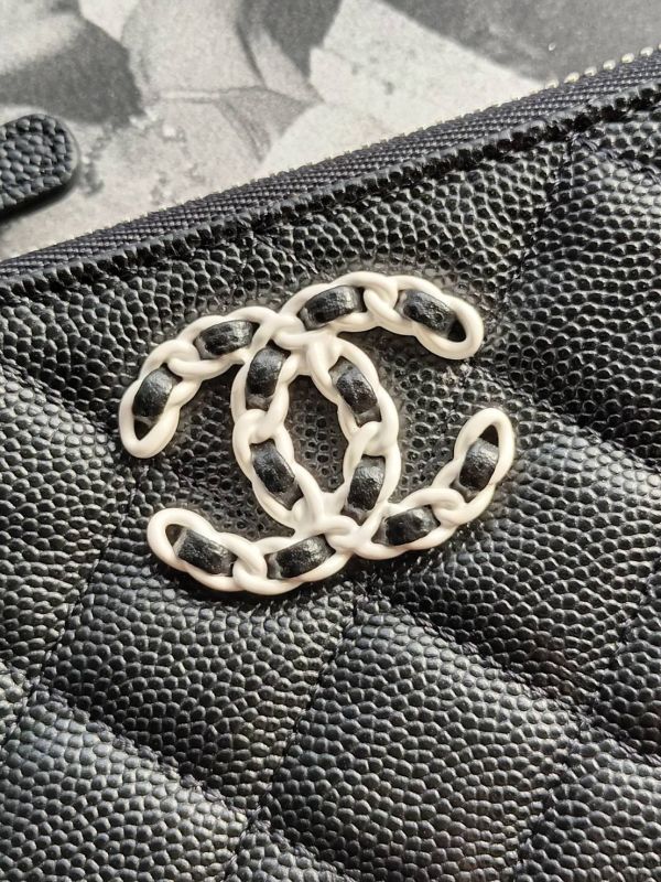 CHANEL 24C 白色19系列 ㄧ字錢包 buywithada,france,全球代購,歐洲,exquisite,quality goods,posh,fancy,luxurious