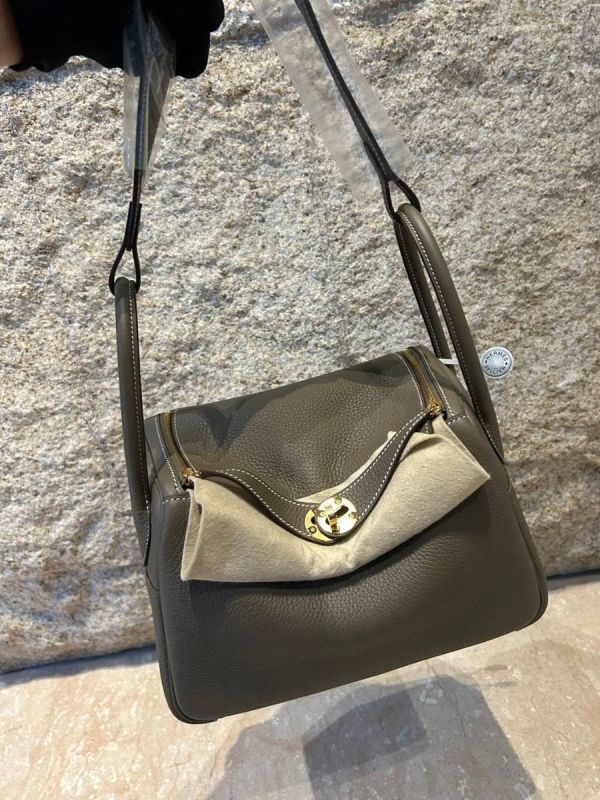 Hermes  lindy26 象灰金 buywithada,france,全球代購,歐洲,exquisite,quality goods,posh,fancy,luxurious