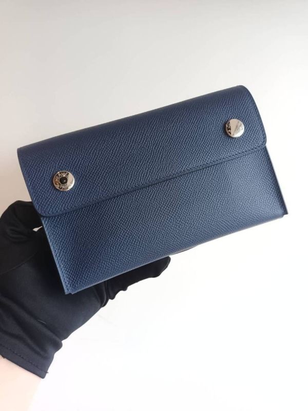 HERMES SNAP WALLET 藏藍色 buywithada,france,全球代購,歐洲,exquisite,quality goods,posh,fancy,luxurious