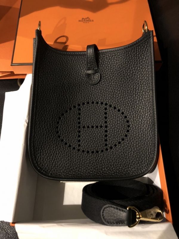 HERMES MINI EVELYNE 黑色金扣 buywithada,france,全球代購,歐洲,exquisite,quality goods,posh,fancy,luxurious