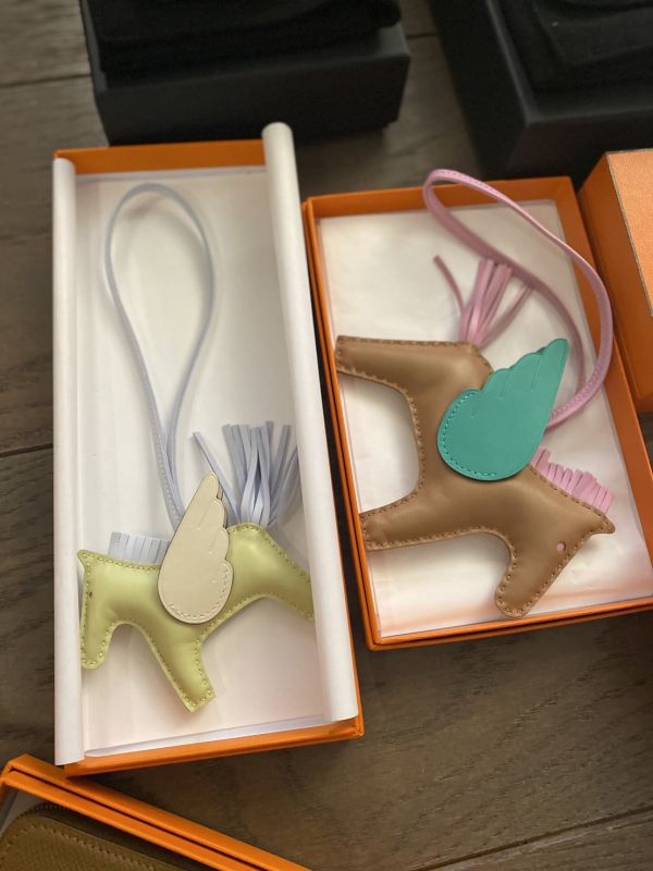 HERMES RODEO MM PEGASE 金棕拼色中號飛馬 buywithada,france,全球代購,歐洲,exquisite,quality goods,posh,fancy,luxurious