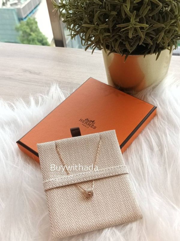 HERMES POP H MINI 奶茶金 項鏈 buywithada,france,全球代購,歐洲,exquisite,quality goods,posh,fancy,luxurious