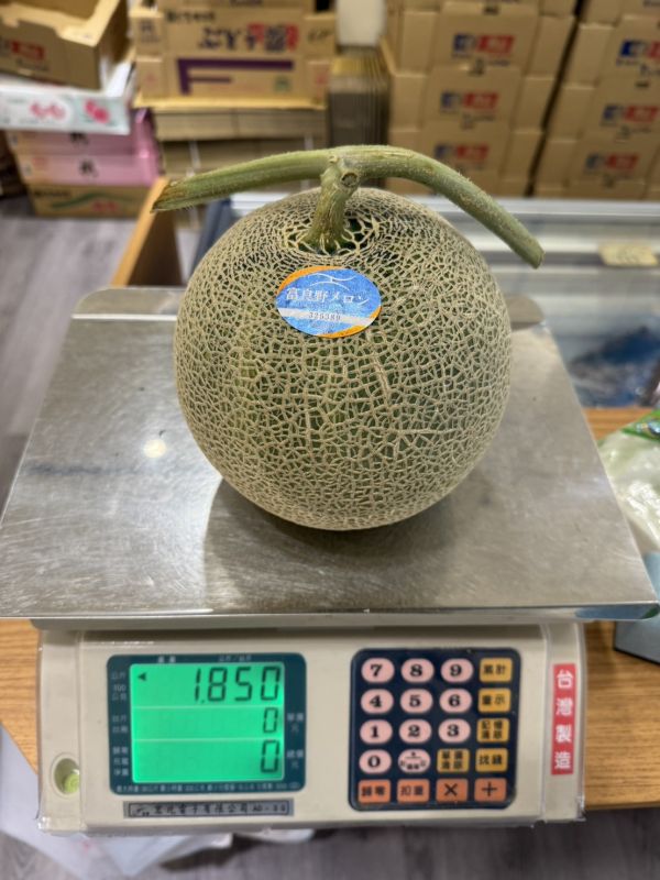 北海道・富良野赤肉哈密瓜 超甜^_^ 新鮮空運抵台 網路商城,網路開店,日本進口水果,保證甜