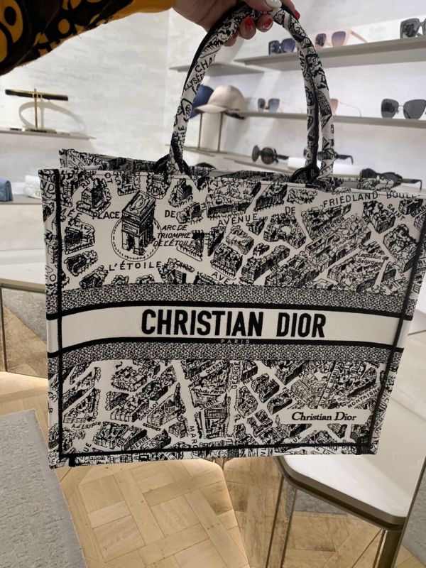 DIOR 中碼 DIOR BOOK TOTE 白色 Plan de Paris 刺繡 buywithada,france,全球代購,歐洲,exquisite,quality goods,posh,fancy,luxurious