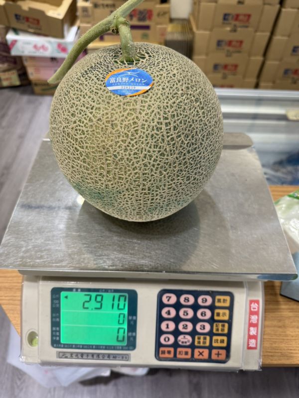 北海道・富良野赤肉哈密瓜 超甜^_^ 新鮮空運抵台 網路商城,網路開店,日本進口水果,保證甜