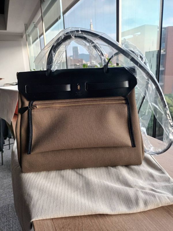 HERMES HERBAG 31 色號toundra 金釦 buywithada,france,全球代購,歐洲,exquisite,quality goods,posh,fancy,luxurious
