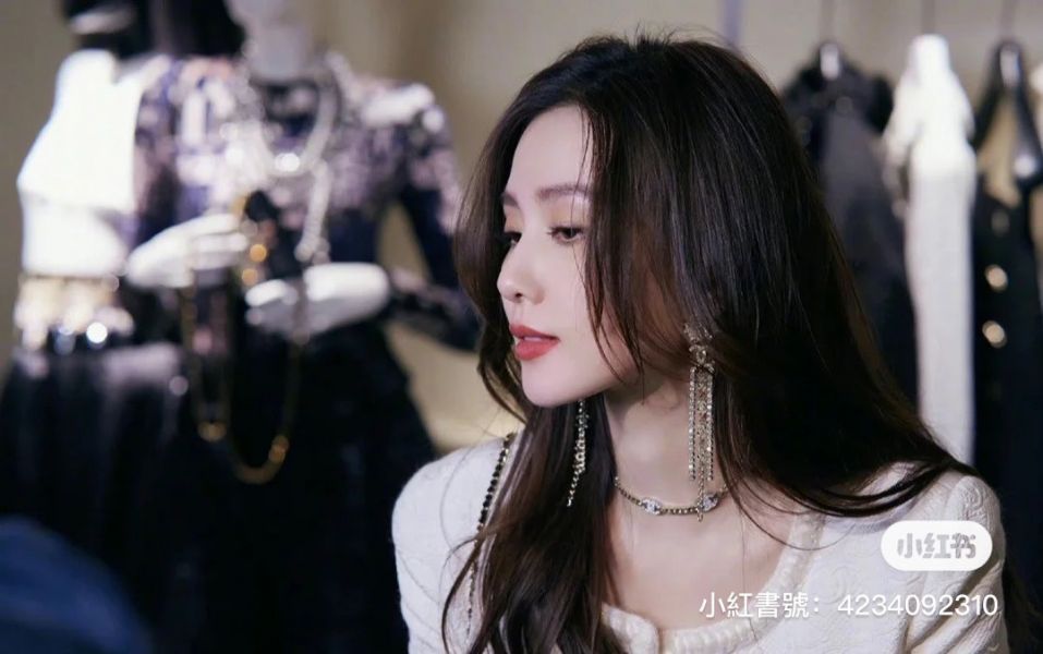 CHANEL CHOCKER 香檳金色水鑽頸鏈 buywithada,france,全球代購,歐洲,exquisite,quality goods,posh,fancy,luxurious