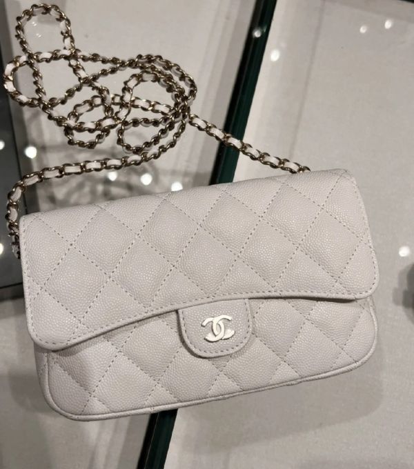 Chanel 白色荔枝皮 手機包 buywithada,france,全球代購,歐洲,exquisite,quality goods,posh,fancy,luxurious
