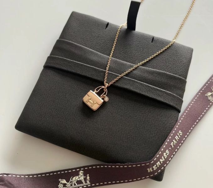 Hermes 康康單鑽項鍊 buywithada,france,全球代購,歐洲,exquisite,quality goods,posh,fancy,luxurious