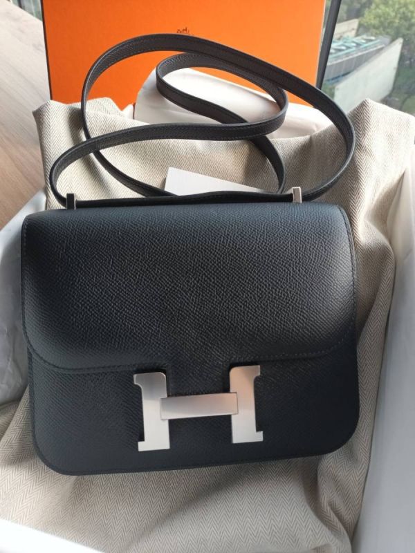 Hermes Mini Constance 黑色銀釦 buywithada,france,全球代購,歐洲,exquisite,quality goods,posh,fancy,luxurious