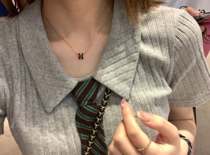 HERMES POP H MINI 黑金 項鏈 buywithada,france,全球代購,歐洲,exquisite,quality goods,posh,fancy,luxurious