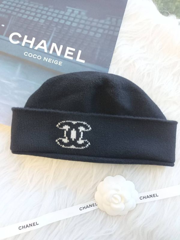 CHANEL 24雙c logo 黑色毛帽 多種戴法 buywithada,france,全球代購,歐洲,exquisite,quality goods,posh,fancy,luxurious