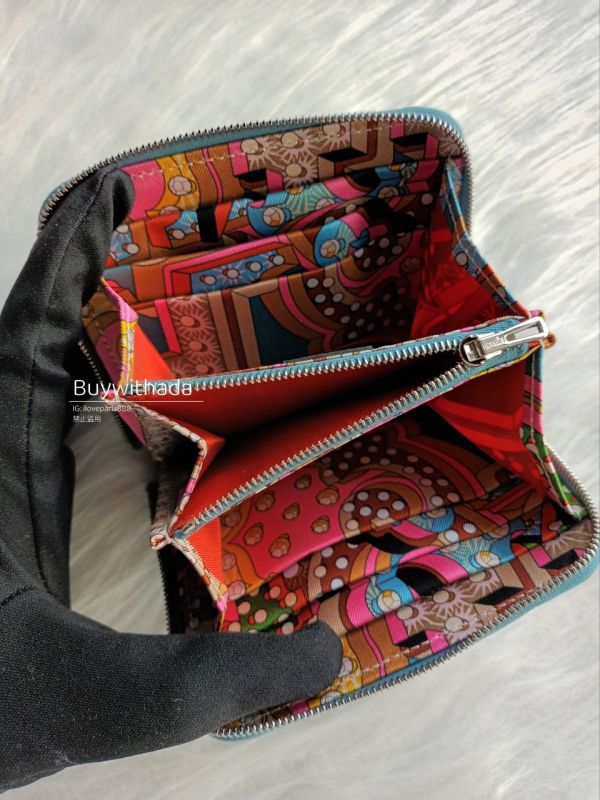 HERMES SILK IN COMPACT 絲巾短夾 EPSOM 牛仔藍白線 buywithada,france,全球代購,歐洲,exquisite,quality goods,posh,fancy,luxurious