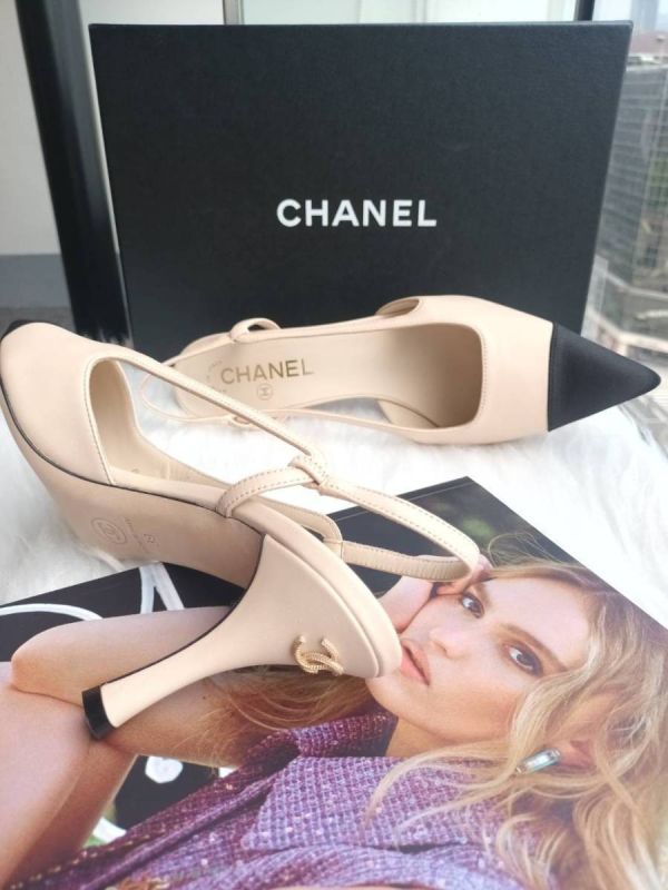 CHANEL 後跟金色CC高跟鞋 奶茶色 SIZE 39 buywithada,france,全球代購,歐洲,exquisite,quality goods,posh,fancy,luxurious