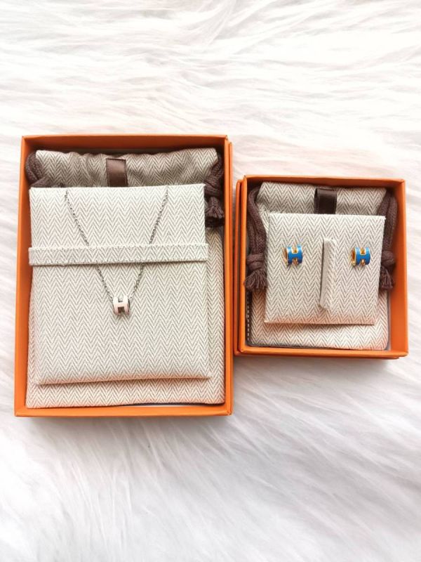 HERMES POP H MINI 粉銀 項鏈 buywithada,france,全球代購,歐洲,exquisite,quality goods,posh,fancy,luxurious