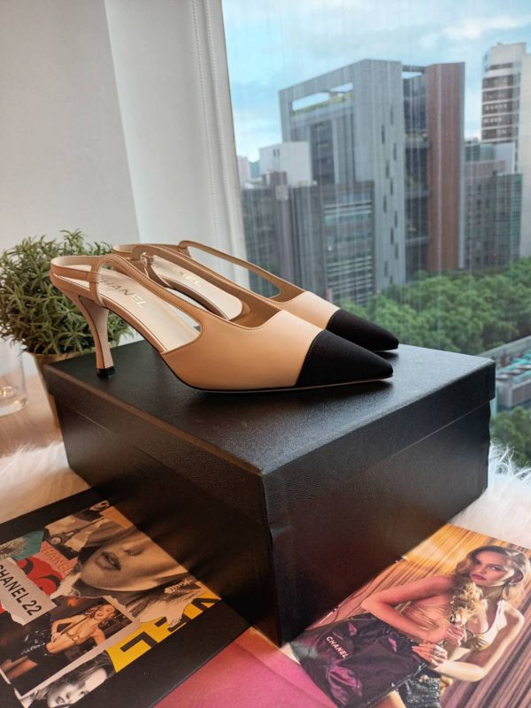 CHANEL 後跟金色CC高跟鞋 奶茶色 SIZE 39 buywithada,france,全球代購,歐洲,exquisite,quality goods,posh,fancy,luxurious