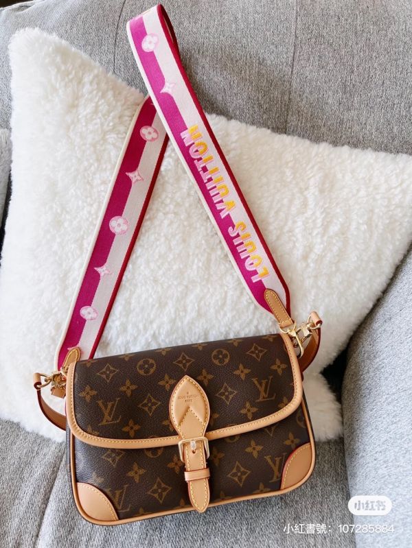 LV  爆款老花 DIANE 法棍包 buywithada,france,全球代購,歐洲,exquisite,quality goods,posh,fancy,luxurious