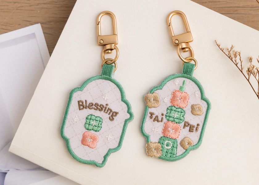 【花菓台北-花繪吊飾】吊飾 / 掛飾 刺繡,包包配件,可愛 ,吊飾
掛飾 ,送禮