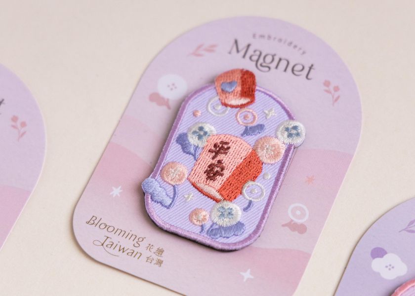 【夕暮天燈-花繪磁鐵】冰箱貼 / 磁鐵 可愛,台灣特色,療癒小物,磁鐵,
磁鐵冰箱貼,禮品,紀念品,設計,
辦公室小物,送禮