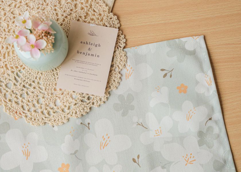 【油桐花-餐墊】防塵墊 / 辦公桌墊 原創印花,禮物,生日禮物,家飾,裝飾,居家,佈置,森林,餐墊,廚房佈置