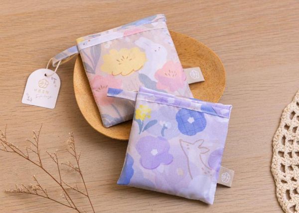 【花鹿細語-購物袋】環保提袋 / 可摺疊收納 Shopping bag 購物袋,外出袋,原創印花,春日郊遊,禮物,聖誕禮物,生日禮物,交換禮物