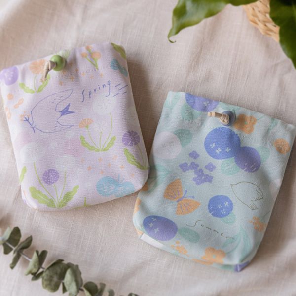 【夏之雨-束口袋】小物收納 / 萬用袋 Drawstring pouch 束口袋,生理包,小物袋,收納袋,隨身包袋,原創印花,夏之雨,禮物,婚禮小物,