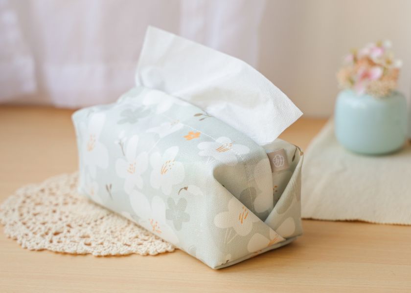 【油桐花-衛生紙套】桌上型 / 版型硬挺 Tissue cover 原創印花,禮物,生日禮物,家飾,裝飾,居家,佈置,森林,衛生紙套,交換禮物