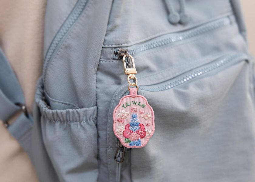 【花繪吊飾】六款組 吊飾/掛飾 刺繡刺繡,包包配件,刺繡,可愛,吊飾 
,掛飾,送禮