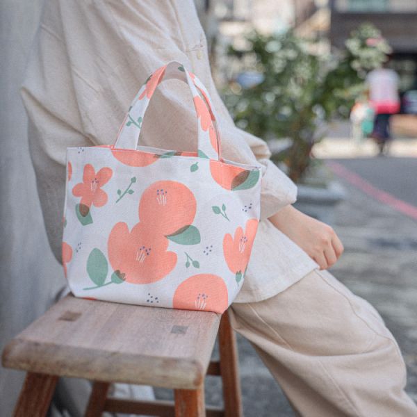 【木棉花-多變手提袋】束口包 / 小托特包 / 便當袋 Variable tote bag 購物袋,外出袋,原創印花,木棉花,禮物,聖誕禮物,生日禮物,交換禮物,手提袋,便當袋