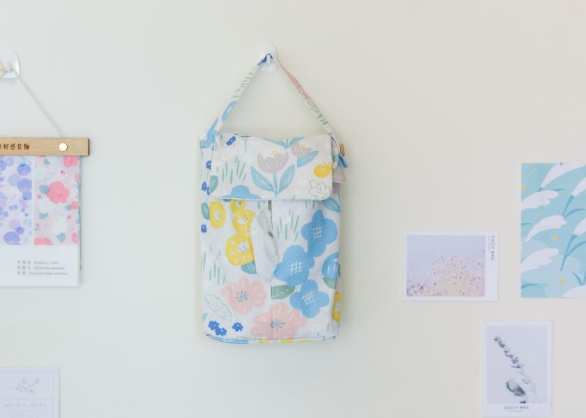【花園走走-掛式衛生紙套】吊掛可拆 / 車用 / 露營 Hanging Tissue Cover 原創印花,禮物,生日禮物,家飾,裝飾,居家,佈置,花卉,衛生紙套,交換禮物