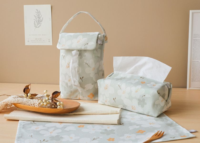 【油桐花-掛式衛生紙套】吊掛可拆 / 車用 / 露營 Hanging Tissue Cover 原創印花,禮物,生日禮物,家飾,裝飾,居家,佈置,森林,衛生紙套,交換禮物